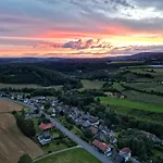 Strohbergblick * Schichtshöhn